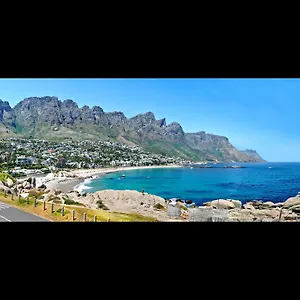 Apartment The Crystal 203 Camps Bay - Back-up Power, Cape Town